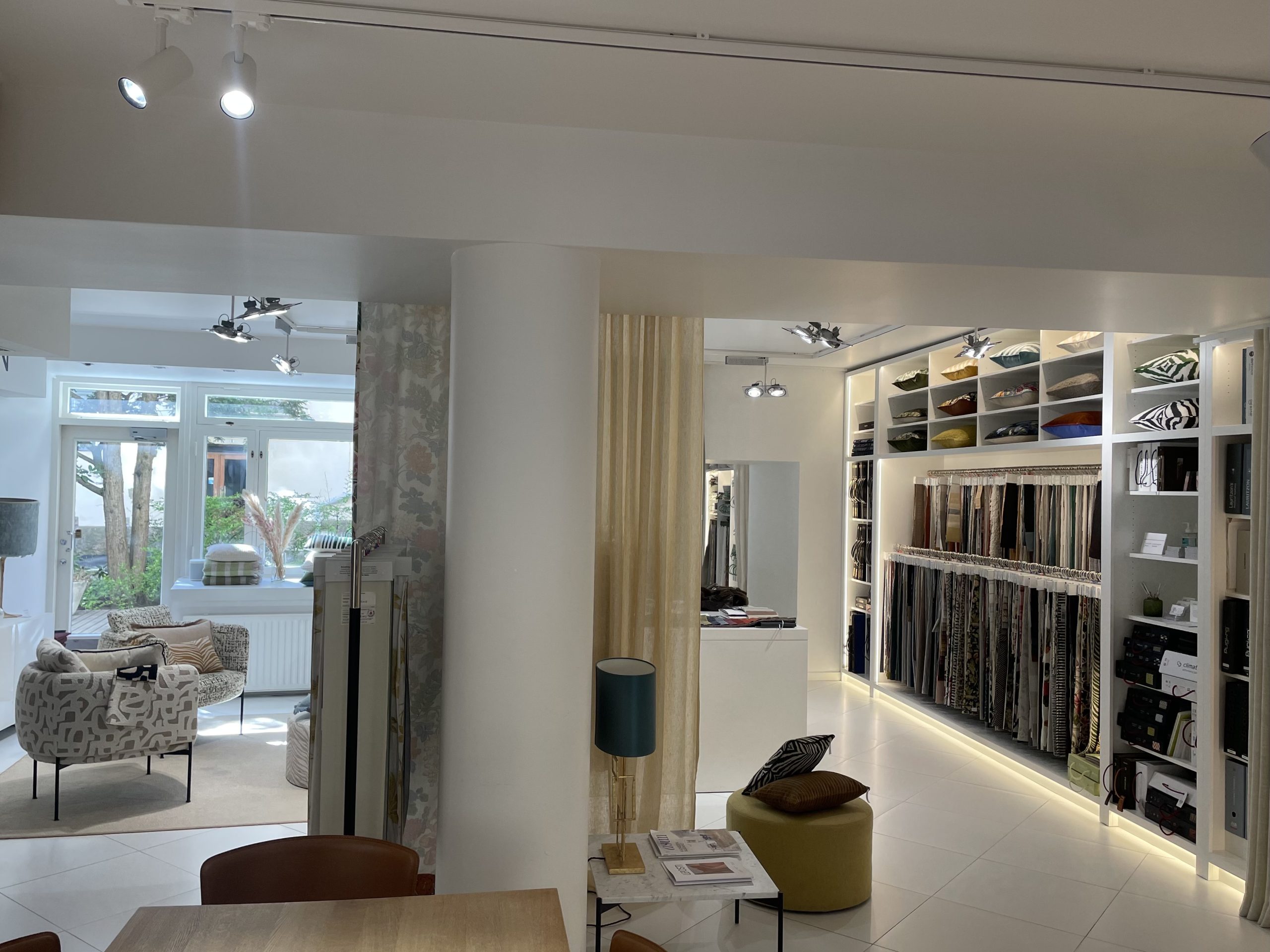 Tehtaankatu showroom sisältä